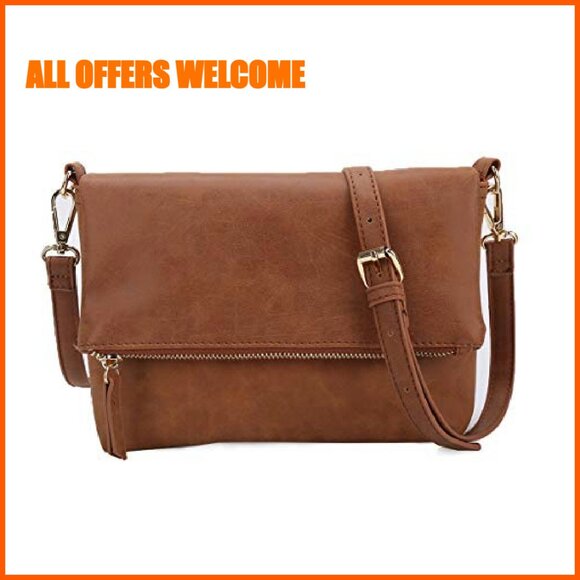 Vegan Leather Crossbody Bag with Adjustable Strap, Perfect for Daily Use - Picture 2 of 8